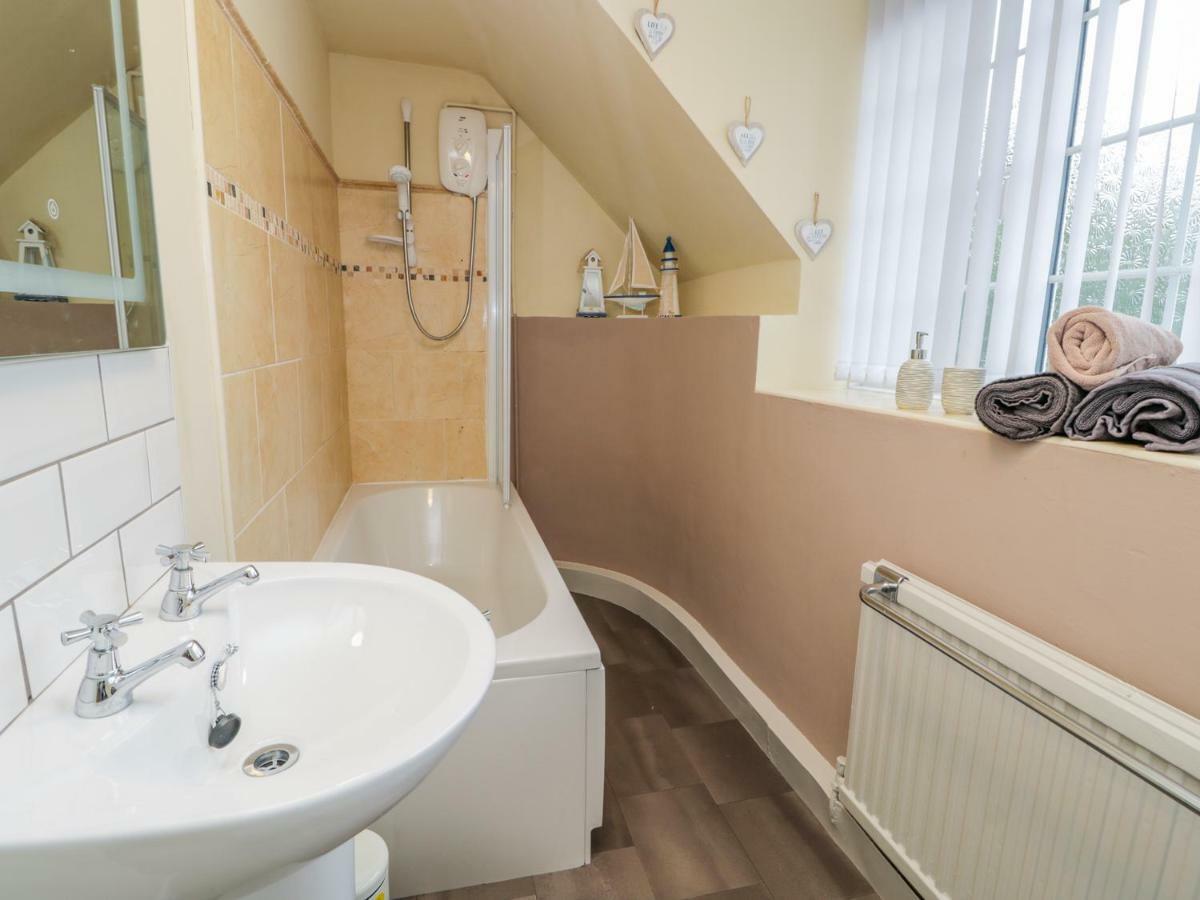 11A High Street Villa Scarborough Luaran gambar